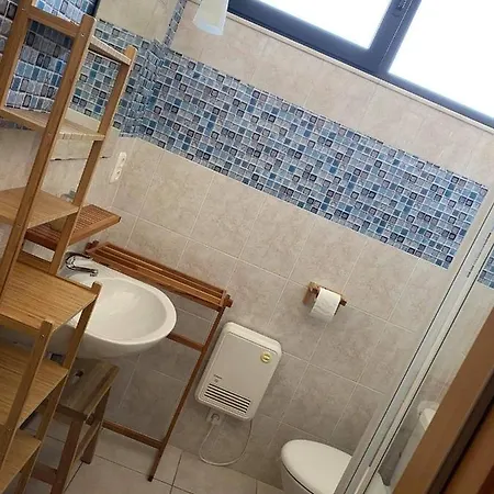 Les Pieds Dans L Eau *